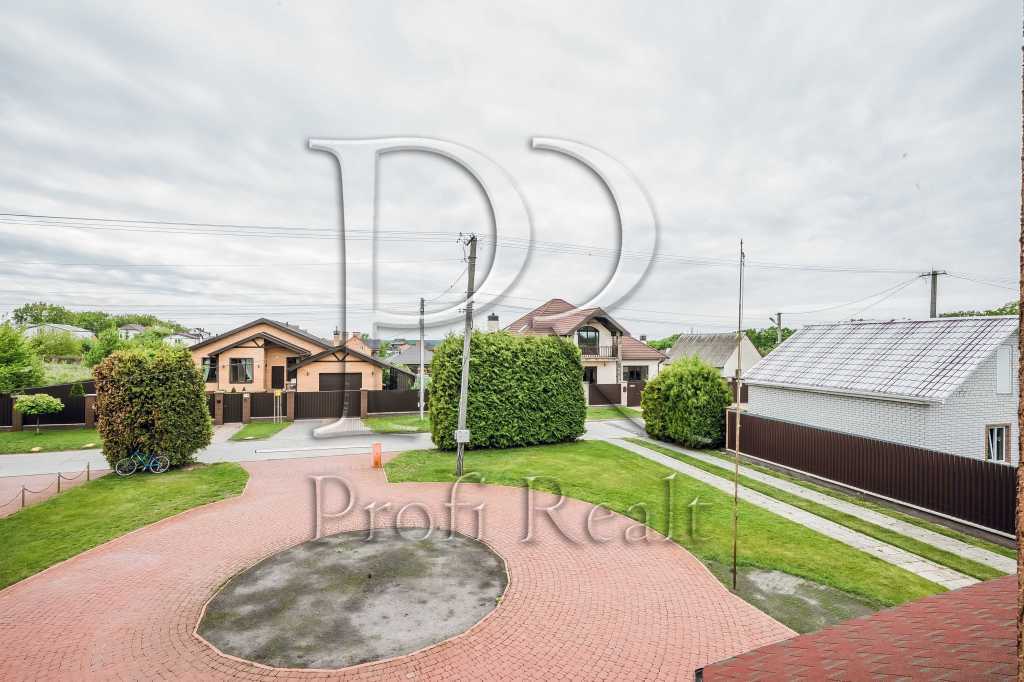 Продажа дома 290 м², Травнева вулиця