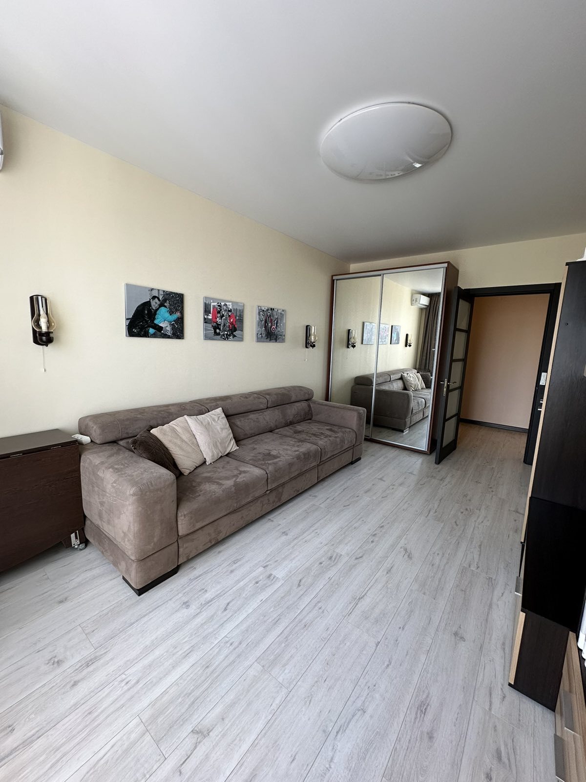 Продажа 2-комнатной квартиры 55 м²