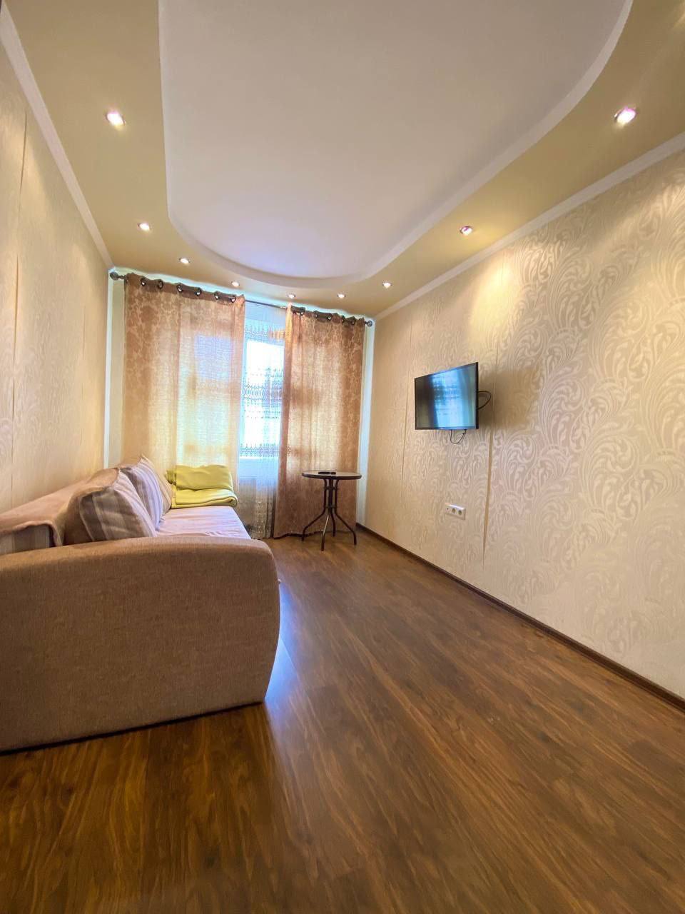 Продаж 2-кімнатної квартири 54 м², Данила Галицького вул.