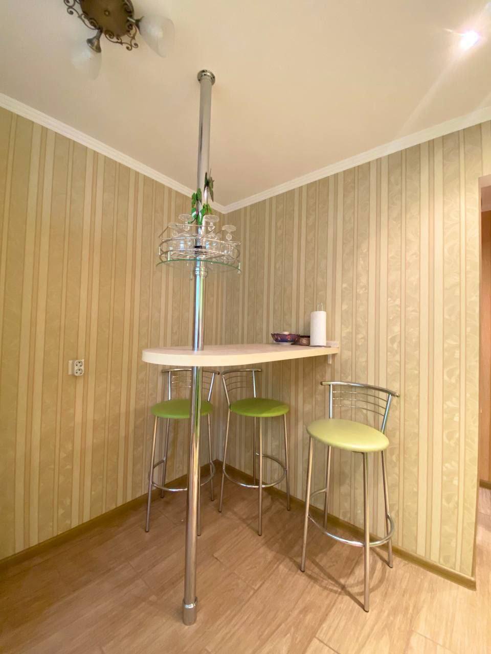 Продаж 2-кімнатної квартири 54 м², Данила Галицького вул.