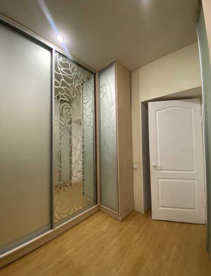 Продаж 3-кімнатної квартири 62 м², Юрківська вул., 36/10