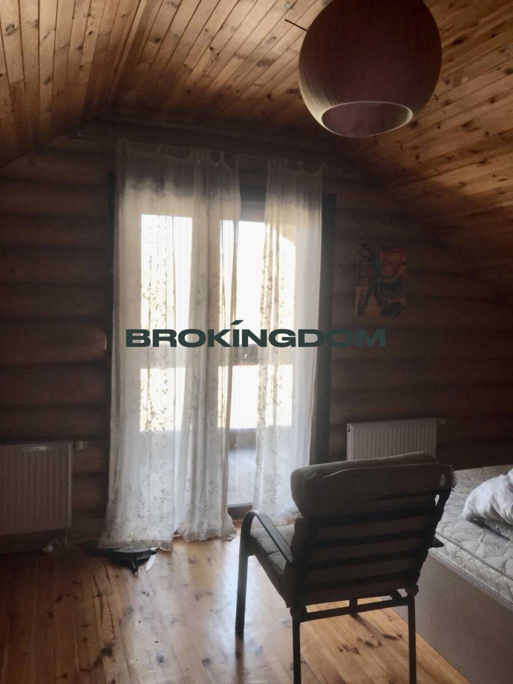 Продаж будинку 145 м²