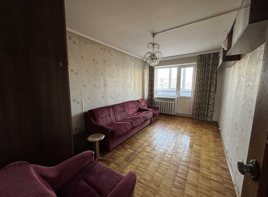 Продажа 3-комнатной квартиры 68 м², Свободы просп., 28А