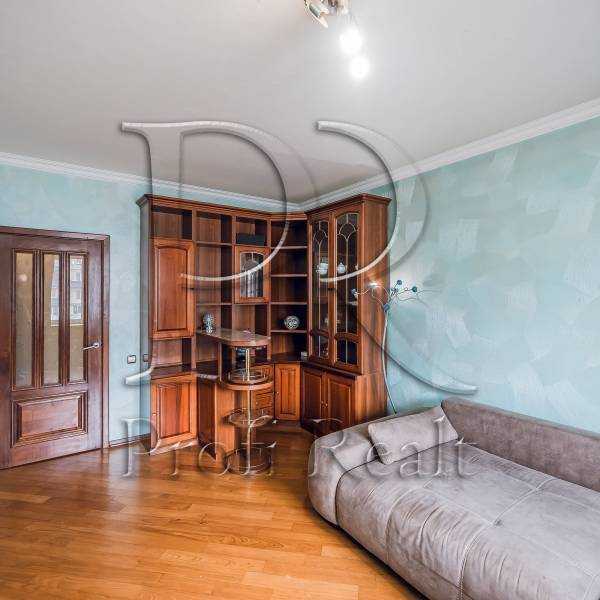 Продажа 2-комнатной квартиры 74 м², Павла Тычины просп., 16/2