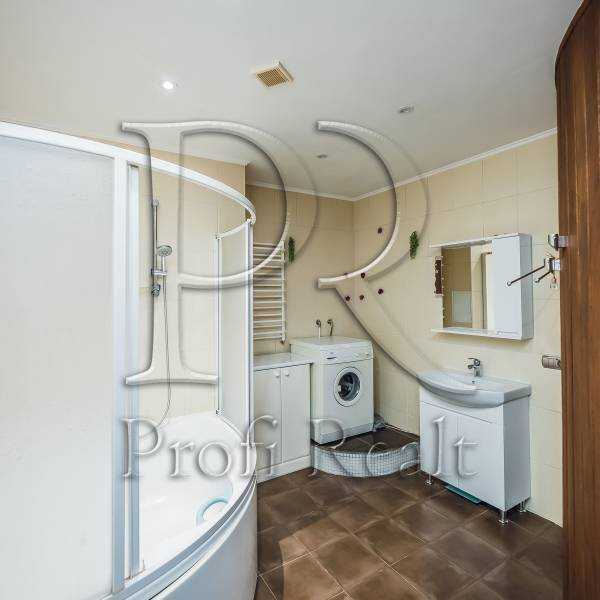 Продажа 2-комнатной квартиры 74 м², Павла Тычины просп., 16/2