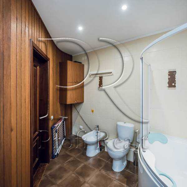 Продажа 2-комнатной квартиры 74 м², Павла Тычины просп., 16/2