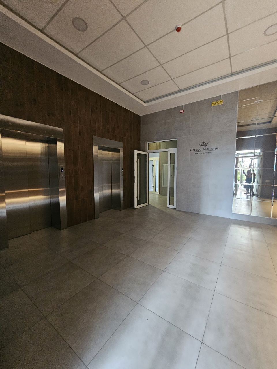 Аренда 1-комнатной квартиры 42 м², Михаила Максимовича ул., 28-Е