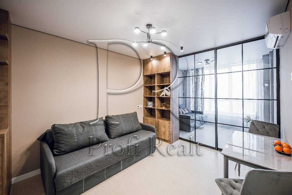 Продажа 1-комнатной квартиры 47 м², Генерала Грекова ул., 4