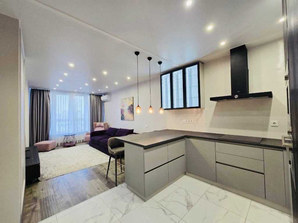 Продаж 2-кімнатної квартири 90 м², Академіка Вільямса вул.