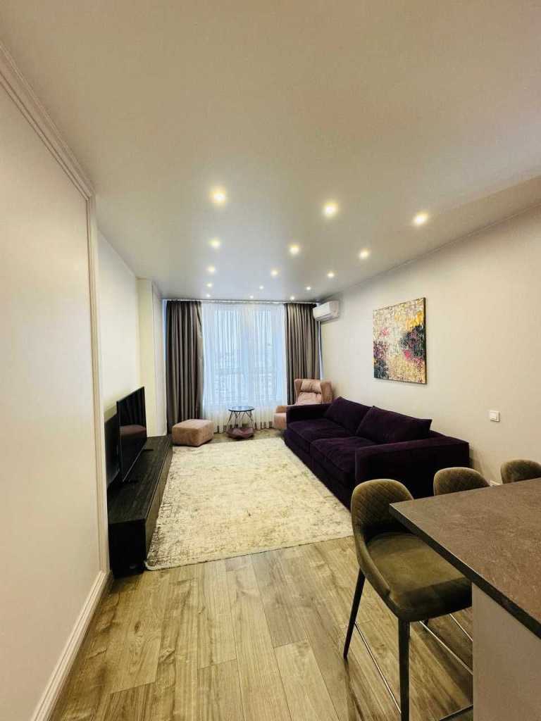 Продаж 2-кімнатної квартири 90 м², Академіка Вільямса вул.