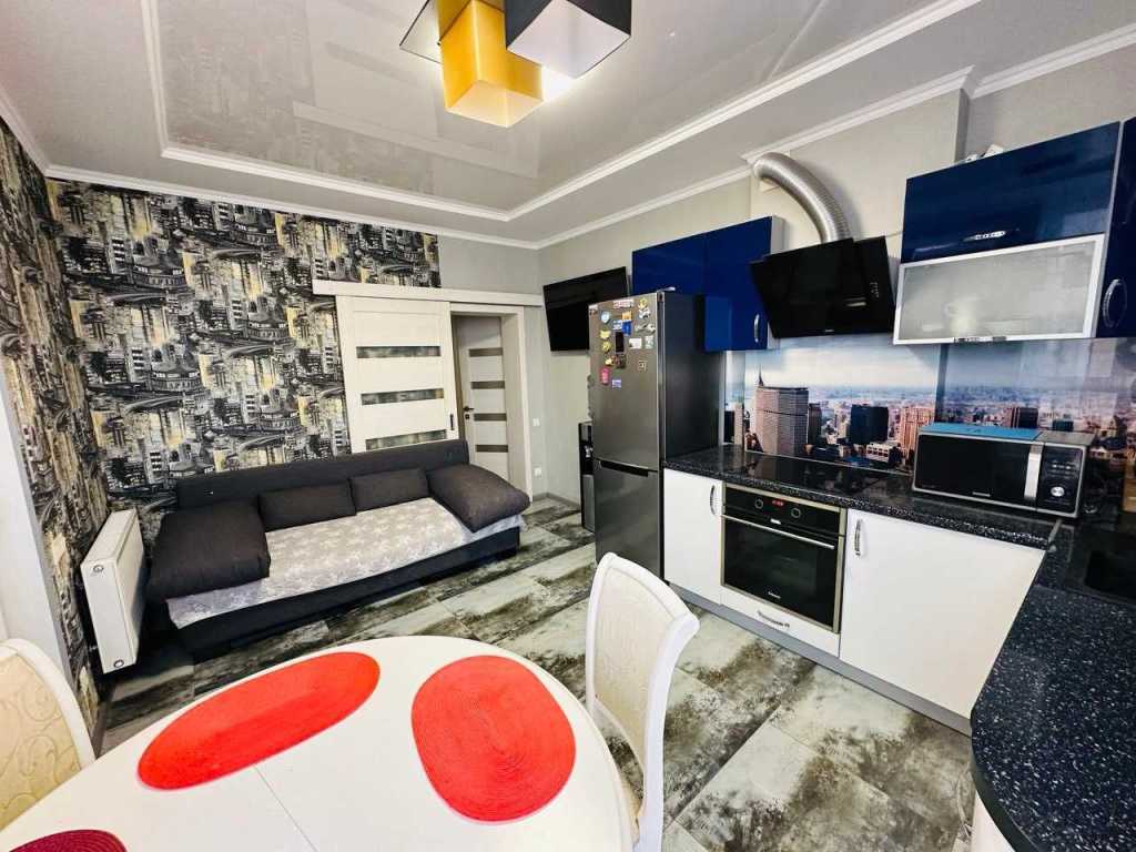 Продажа 3-комнатной квартиры 74 м², Академика Вильямса ул.