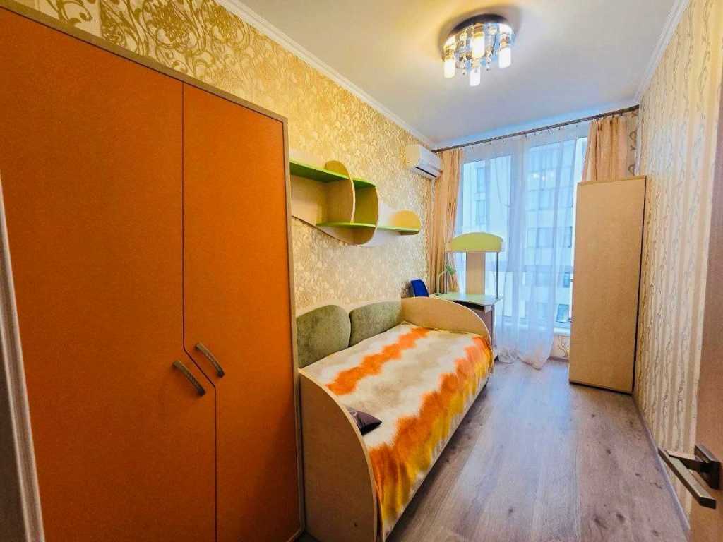Продажа 3-комнатной квартиры 74 м², Академика Вильямса ул.
