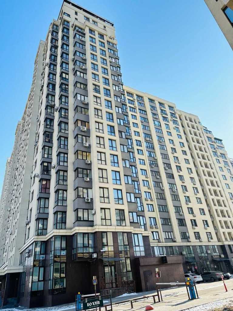 Продажа 3-комнатной квартиры 74 м², Академика Вильямса ул.
