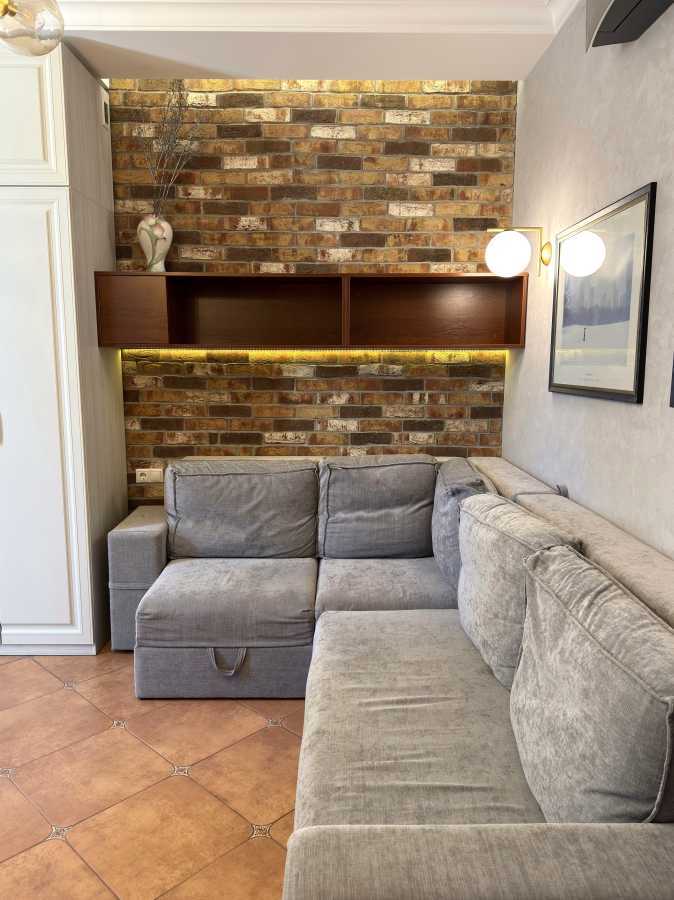 Продаж 3-кімнатної квартири 79 м², Братська вул., 10