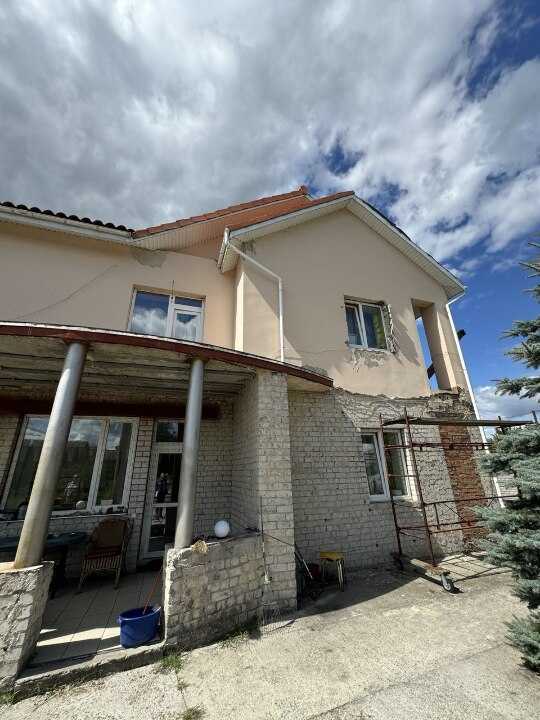 Продаж будинку 484.4 м², Костянтина Непопа вул., 10