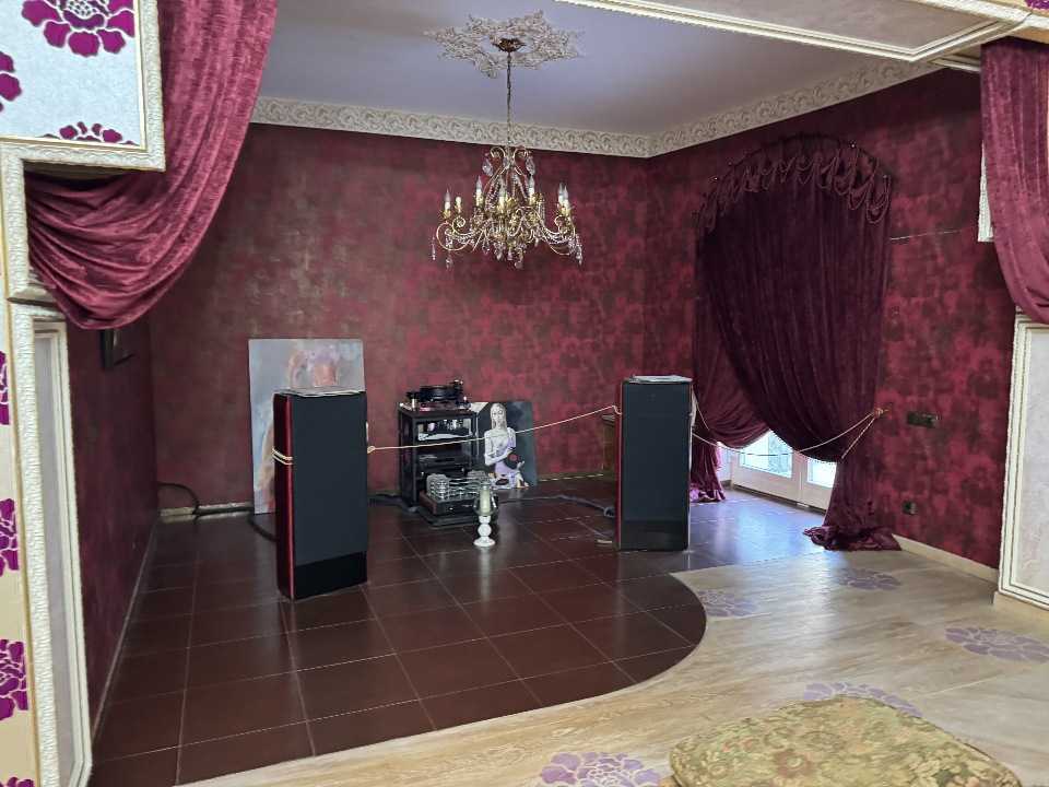 Продаж будинку 419.2 м², Володимирська, 30