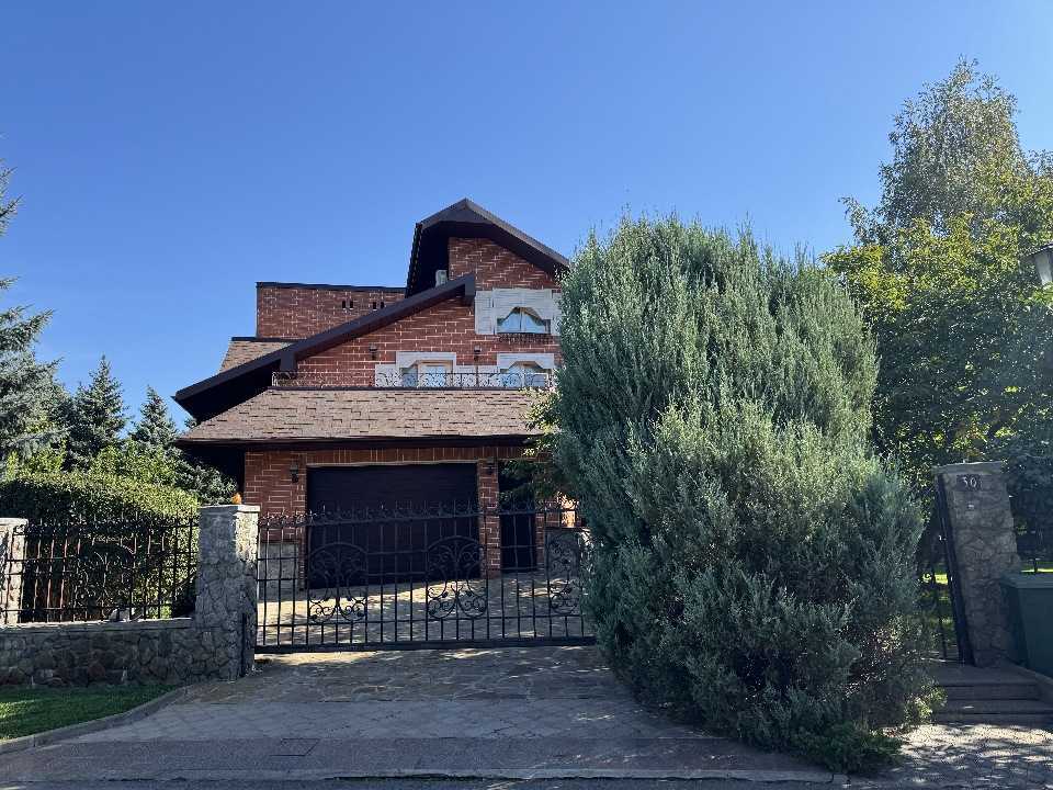 Продаж будинку 419.2 м², Володимирська, 30