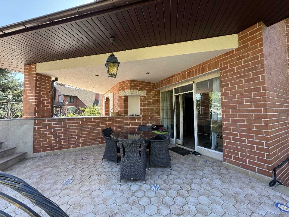 Продаж будинку 419.2 м², Володимирська, 30