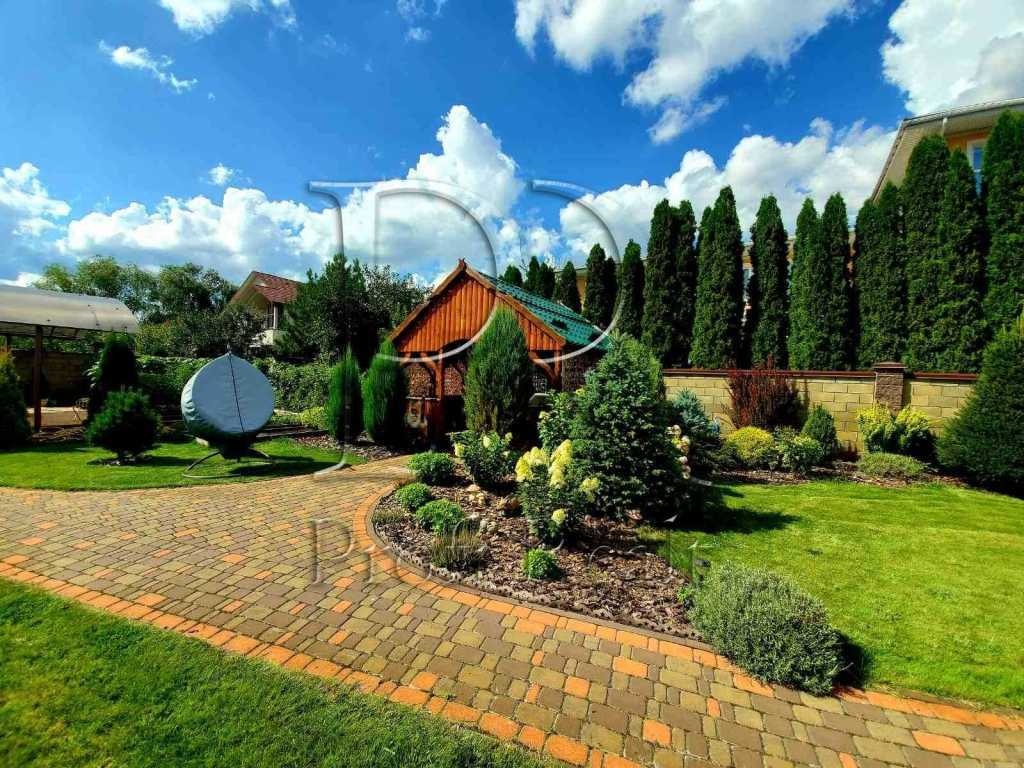 Продаж будинку 215 м², Богатирська вул.