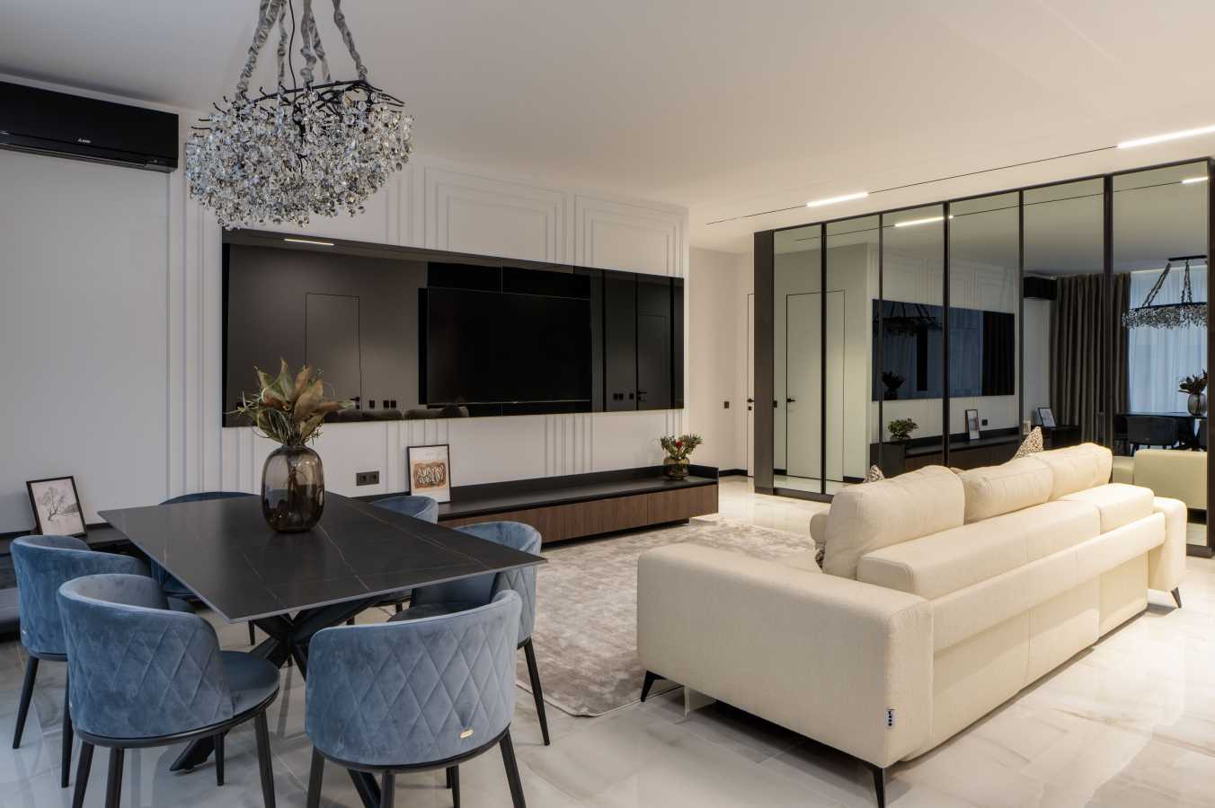 Продажа 3-комнатной квартиры 114 м², Саперное Поле ул., 3