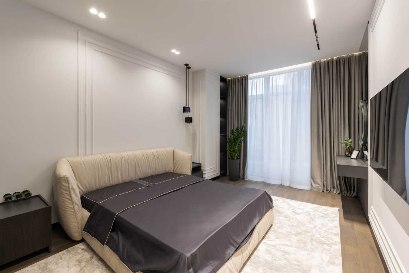 Продажа 3-комнатной квартиры 114 м², Саперное Поле ул., 3
