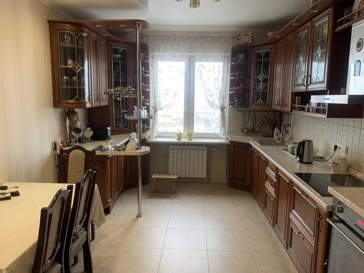Оренда 2-кімнатної квартири 80 м², Правди просп., 19А