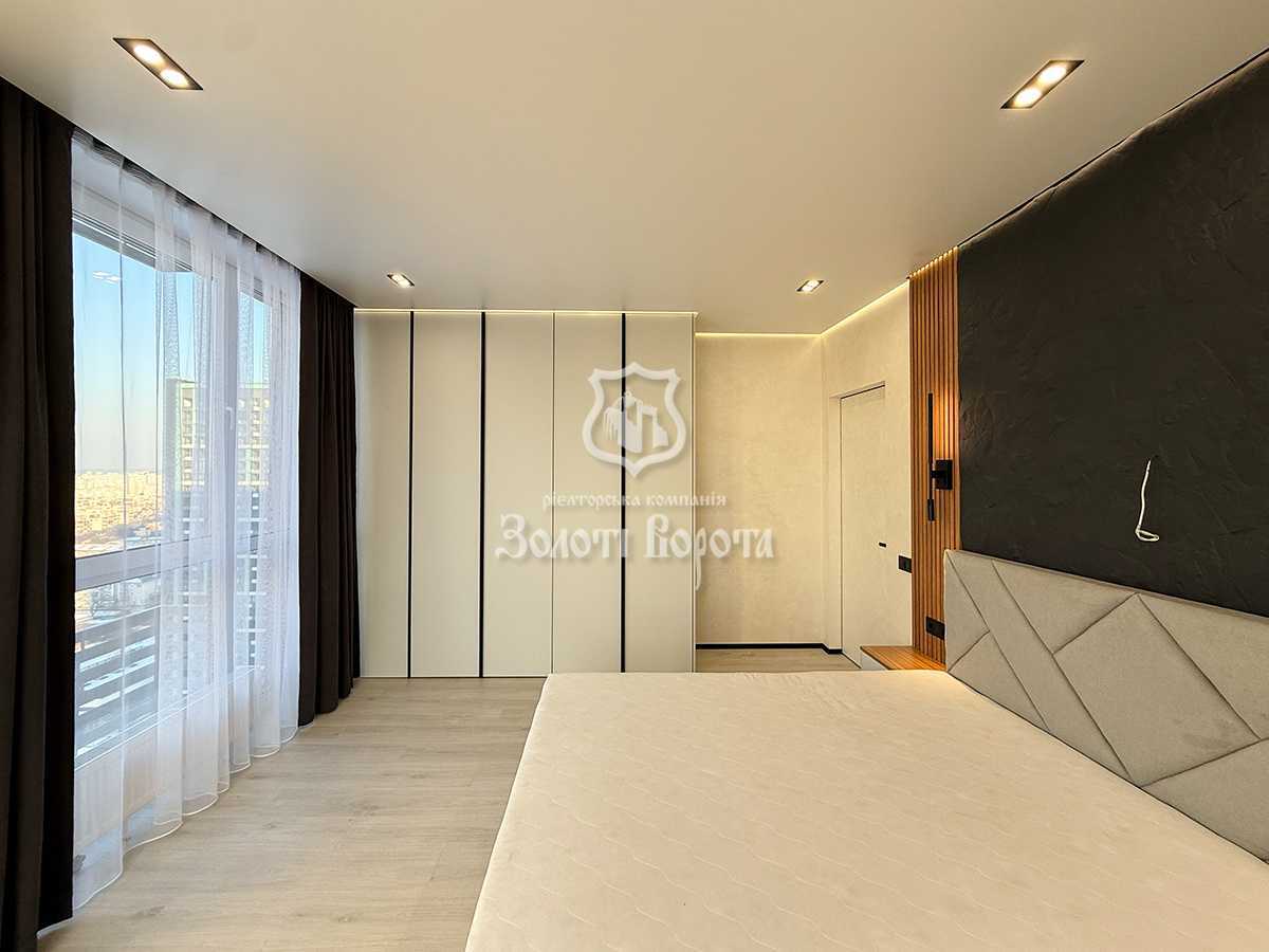Продаж 2-кімнатної квартири 73.3 м², Північно-Сирецька вул., 8
