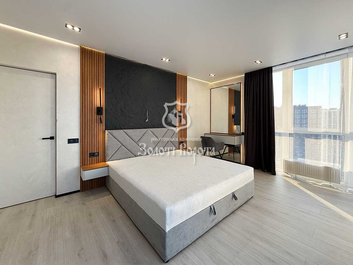 Продаж 2-кімнатної квартири 73.3 м², Північно-Сирецька вул., 8
