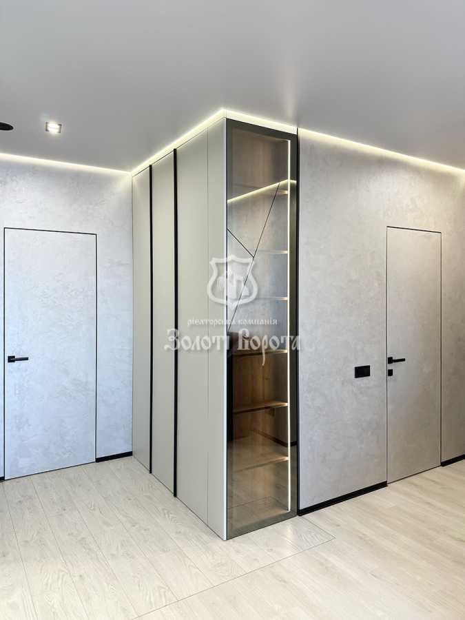 Продаж 2-кімнатної квартири 73.3 м², Північно-Сирецька вул., 8