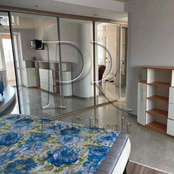 Продажа 2-комнатной квартиры 77 м², Княжий Затон ул., 11