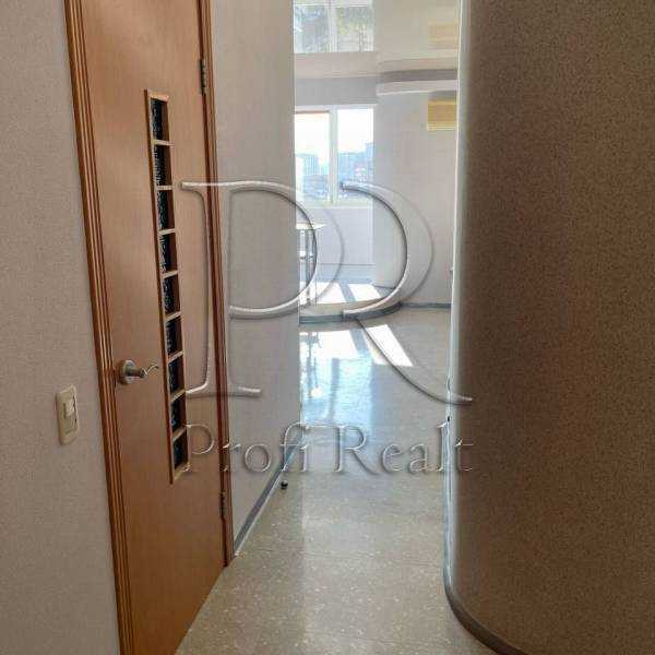 Продажа 2-комнатной квартиры 77 м², Княжий Затон ул., 11
