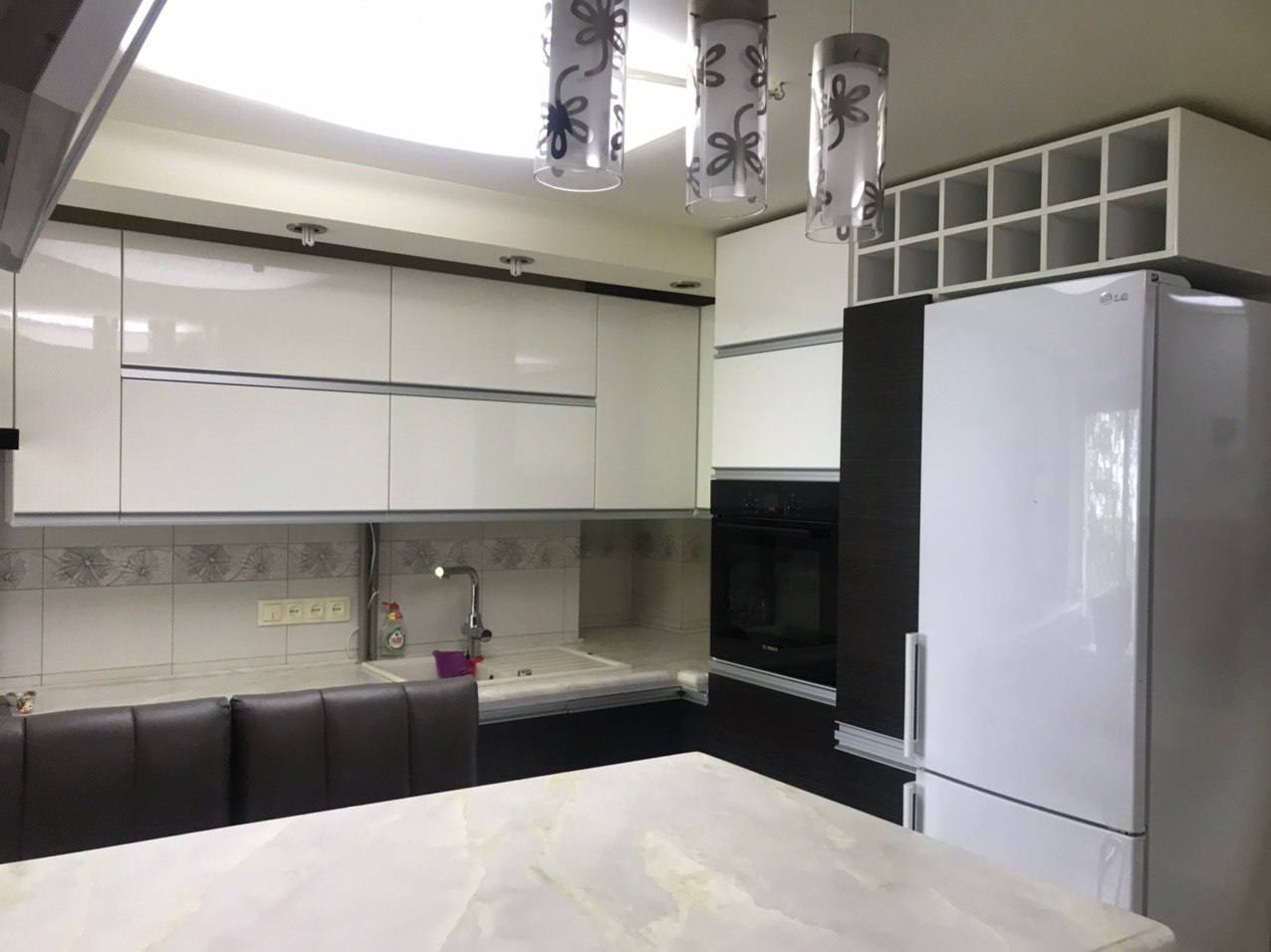 Аренда 3-комнатной квартиры 70 м², Экипажный пер.