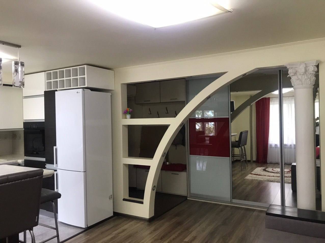 Аренда 3-комнатной квартиры 70 м², Экипажный пер.