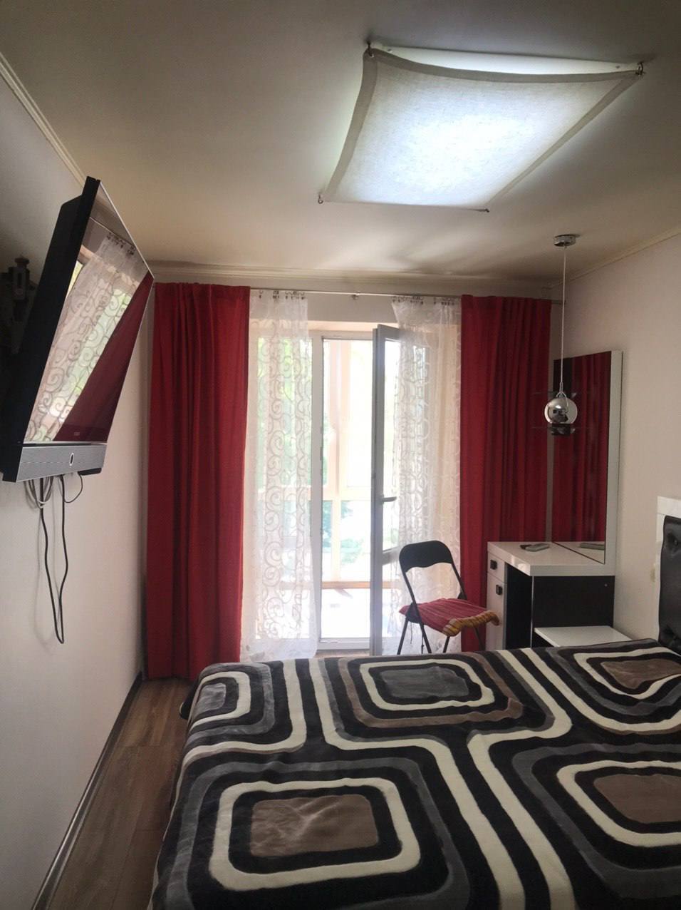 Аренда 3-комнатной квартиры 70 м², Экипажный пер.