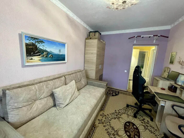 Продажа 3-комнатной квартиры 62.6 м², Михаила Лушпы просп.