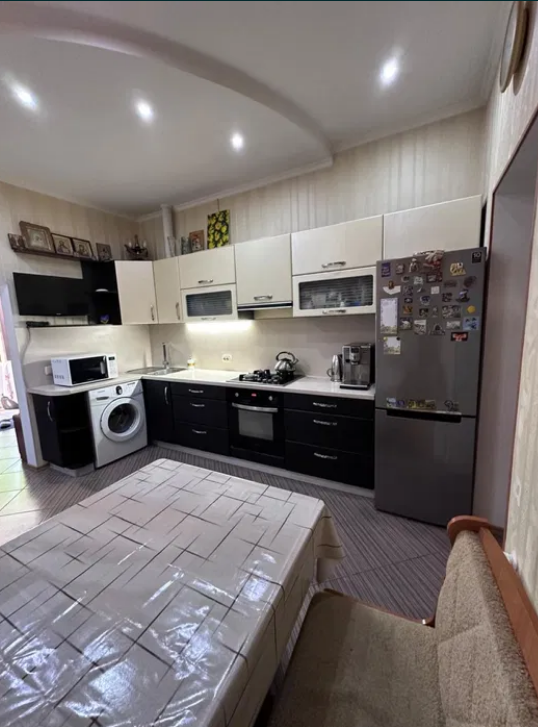 Продаж 3-кімнатної квартири 76 м², Балківська вул.