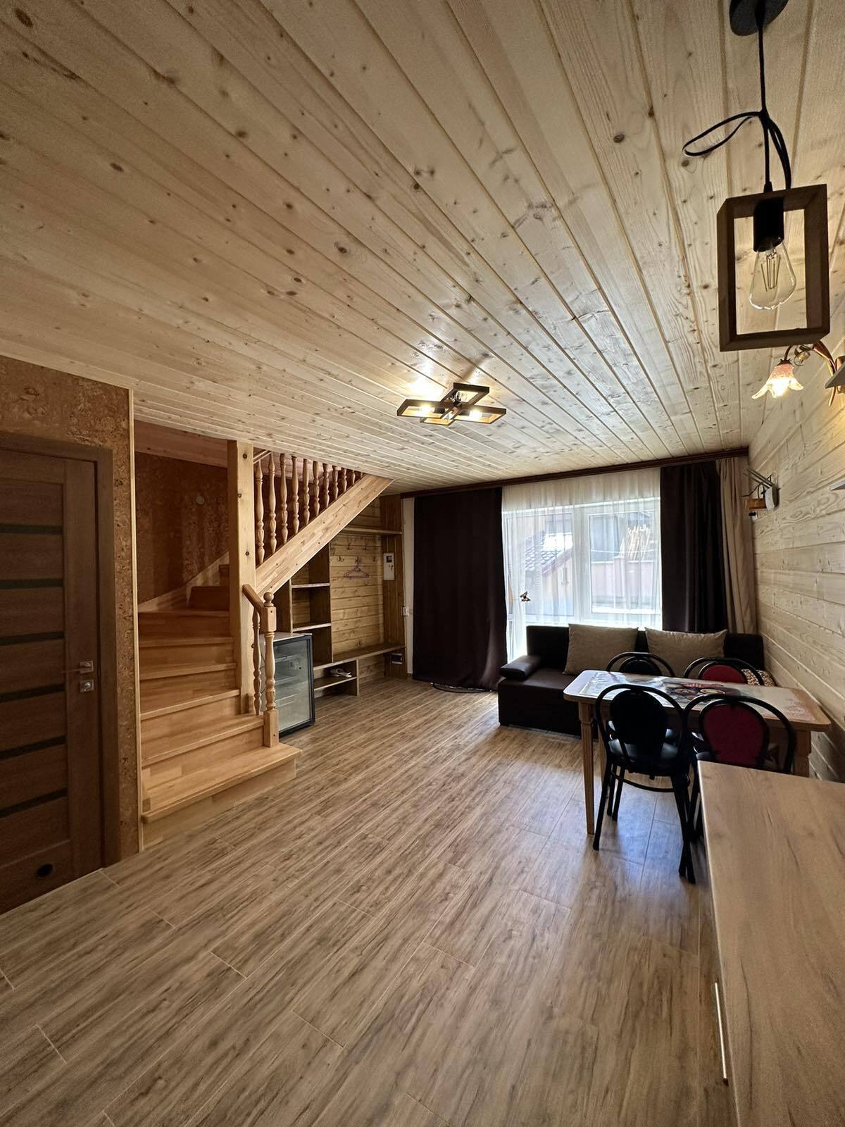 Коттедж посуточно 100 м²