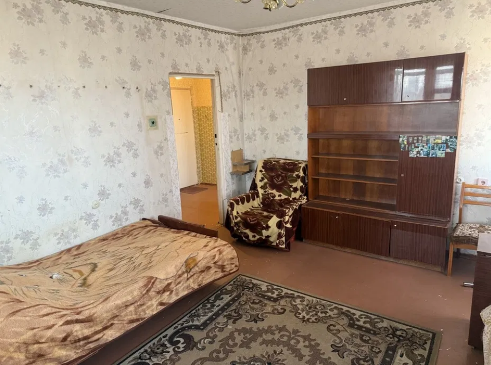 Продаж 1-кімнатної квартири 44 м², Варненська вул.
