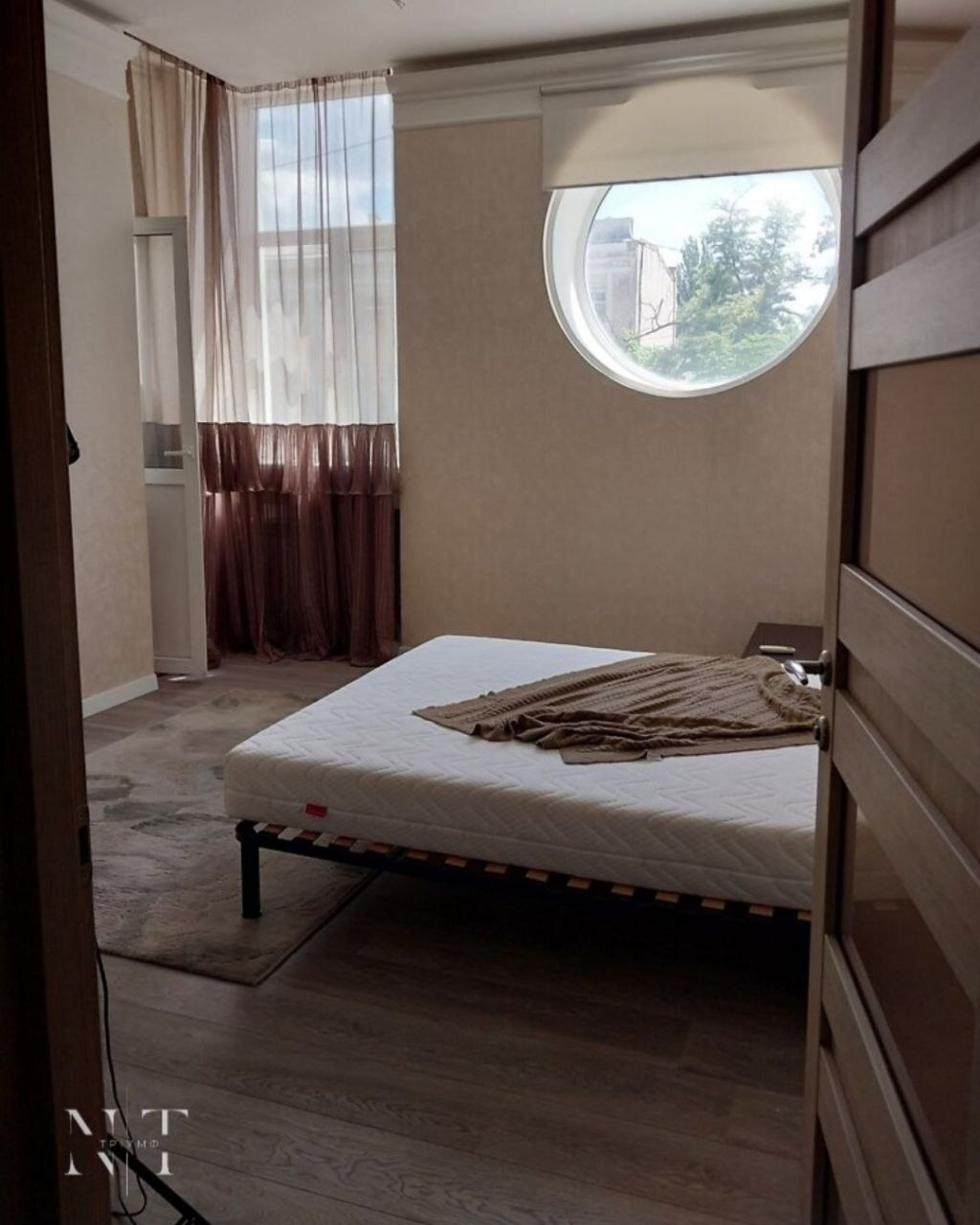 Продажа 3-комнатной квартиры 75 м², Дмитрия Яворницкого просп.