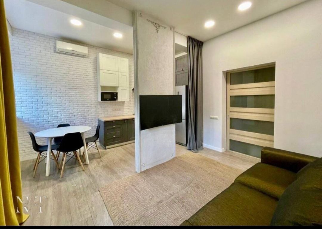 Продажа 3-комнатной квартиры 75 м², Дмитрия Яворницкого просп.