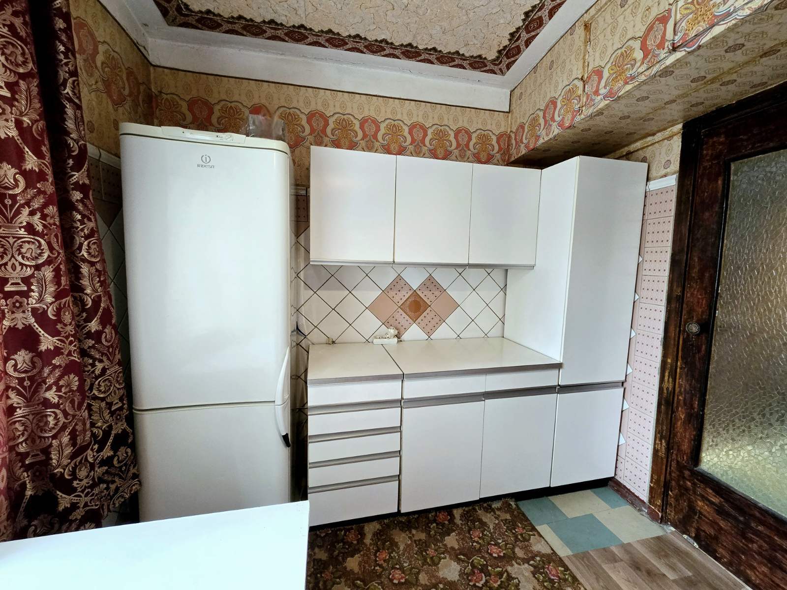 Продажа 3-комнатной квартиры 64 м², Гагарина просп.