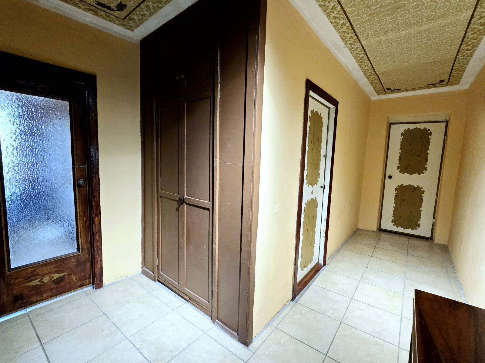 Продажа 3-комнатной квартиры 64 м², Гагарина просп.