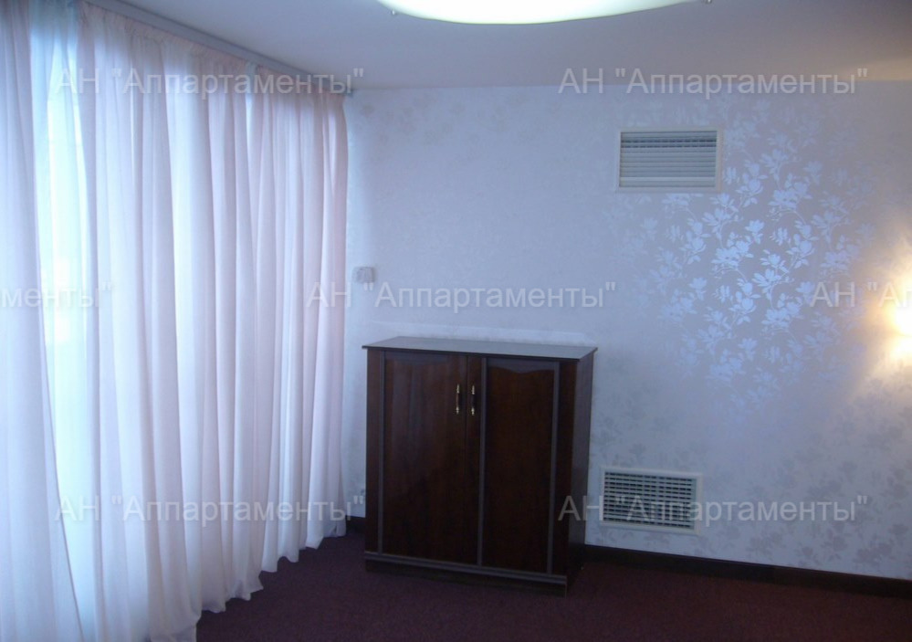 Продажа дома 855 м², Алексея Деревянко ул.