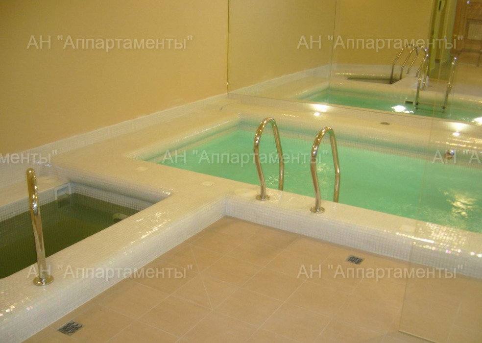 Продажа дома 855 м², Алексея Деревянко ул.