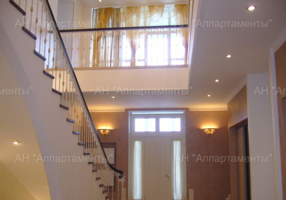 Продажа дома 855 м², Алексея Деревянко ул.