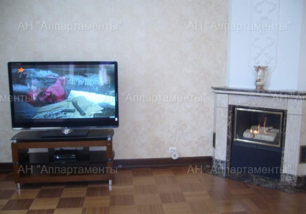 Продажа дома 855 м², Алексея Деревянко ул.