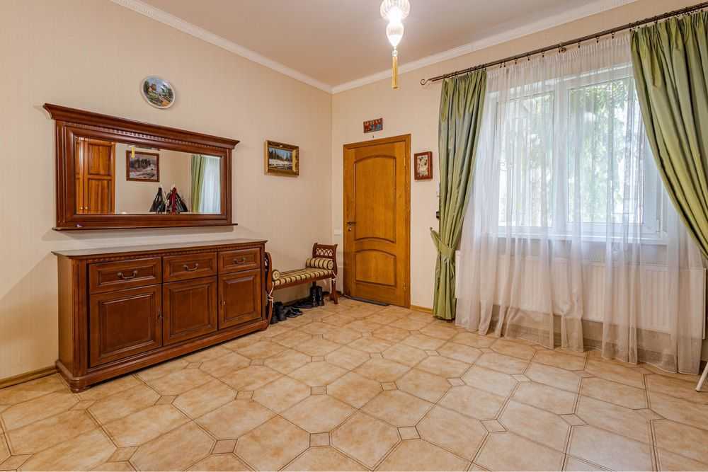 Продаж будинку 471 м², Зоряна, 8
