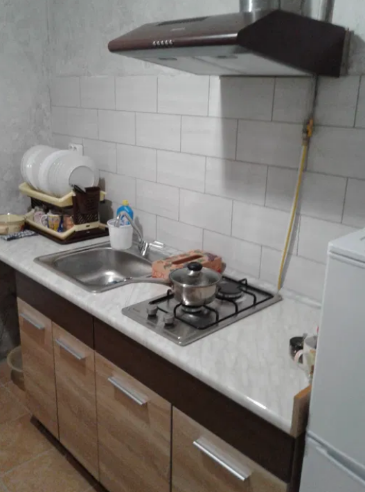 Продаж 2-кімнатної квартири 32 м², Книжный пров.