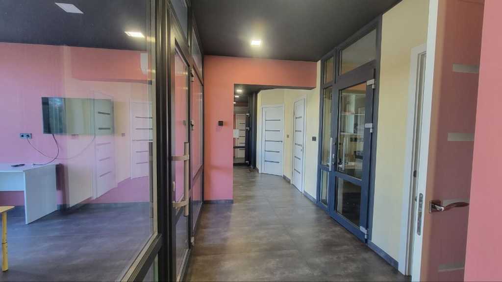 Аренда офиса 370 м², Ревуцкого ул., 40В