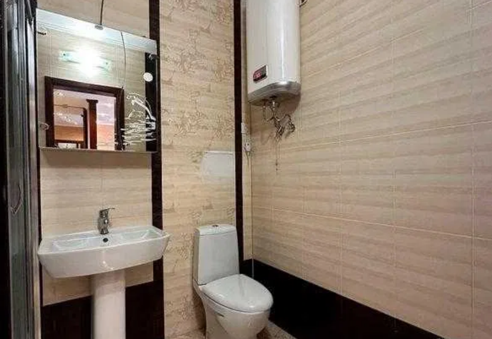 Продаж 1-кімнатної квартири 53 м², Костанді вул.